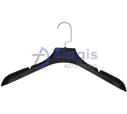 HANGER 4